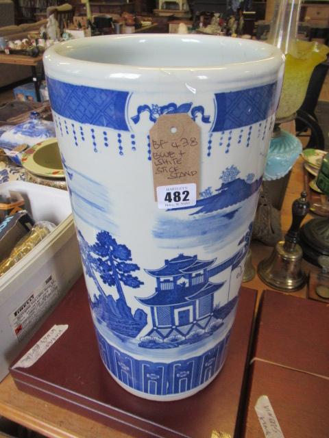 BLUE AND WHITE STICK STAND Image