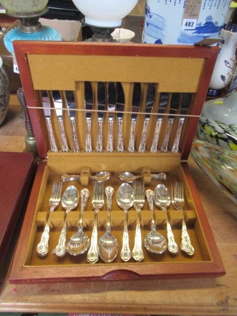 CANTEEN OF VINERS KINGS CUTLERY Image