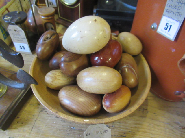TREEN BOWL AND EGGS Image