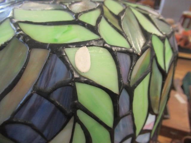 TIFFANY STYLE TABLE LAMP Image