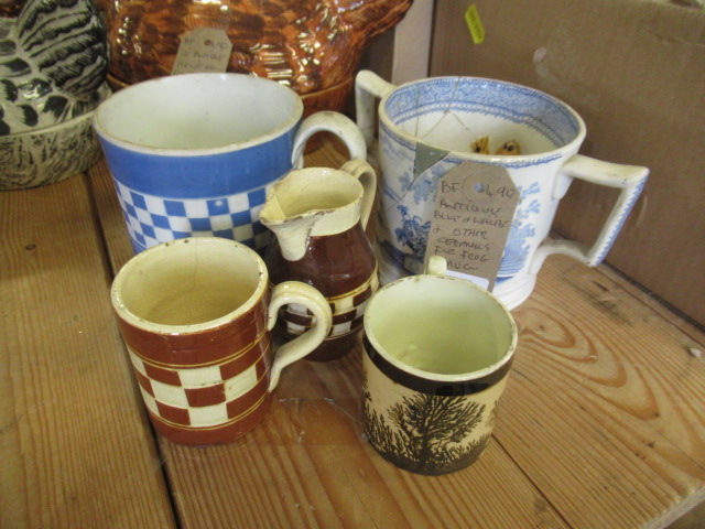 ANTIQUE BLUE AND WHITE AND OTHER CERAMICS INCLUDING FROG MUG Image