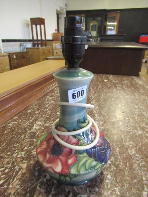 MOORCROFT LAMP Image