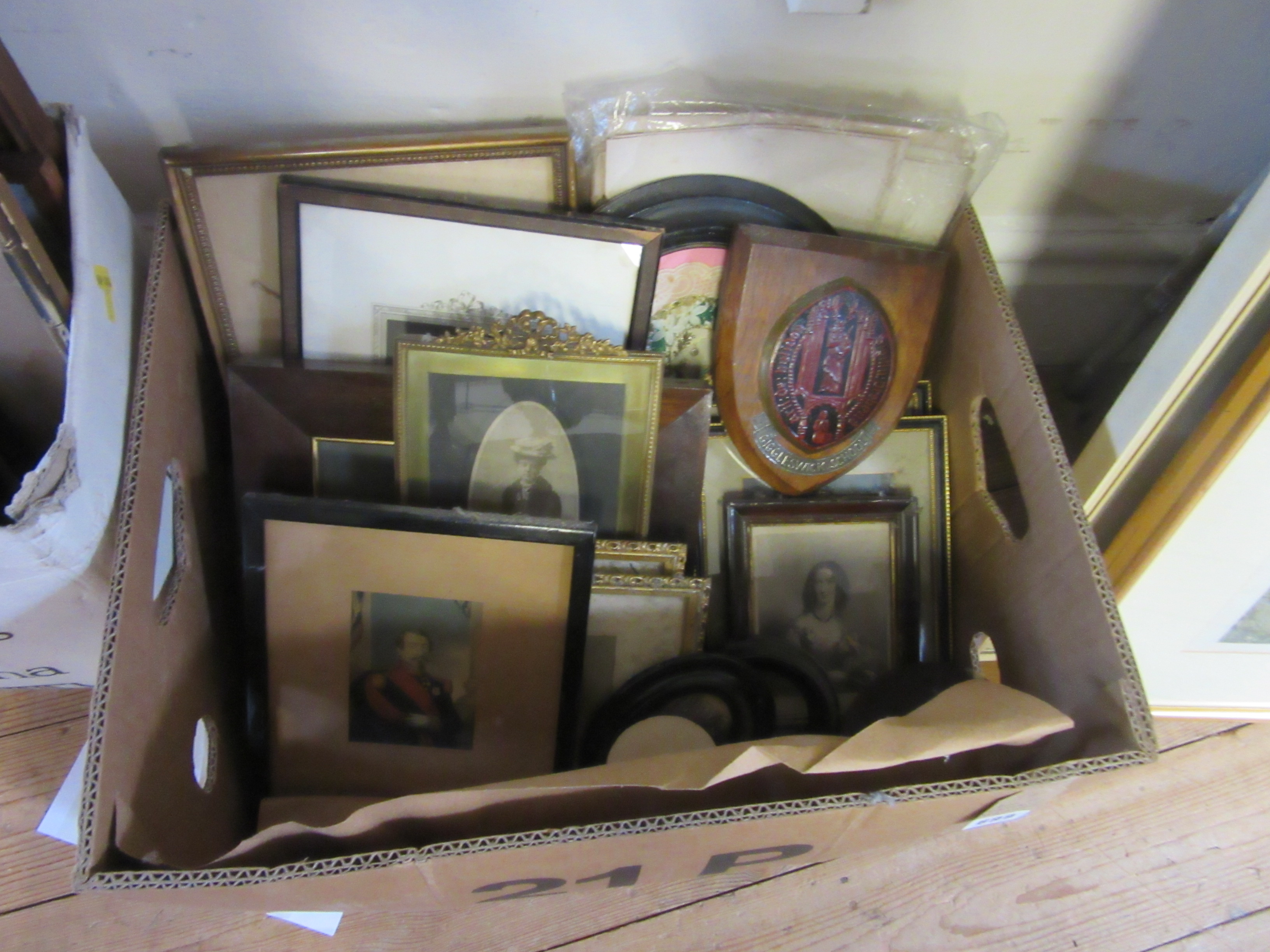 BOX OF PORTRAIT MINIATURES AND PHOTOS ETC Image