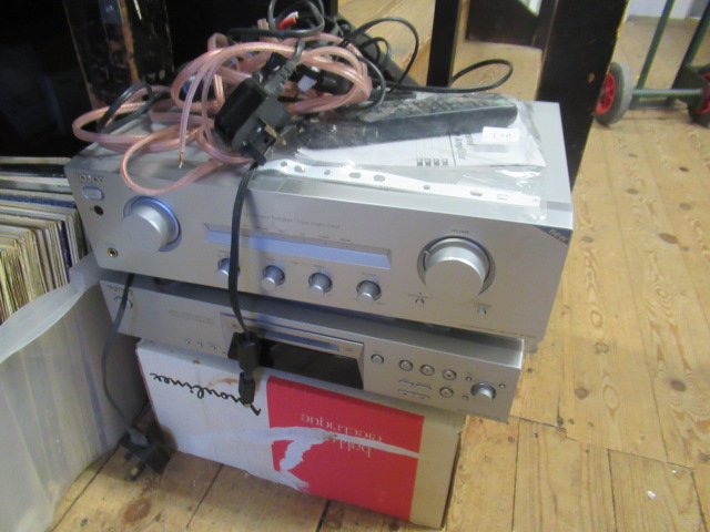 SONY MINIATURE DISK DECK AND AMPLIFIER Image