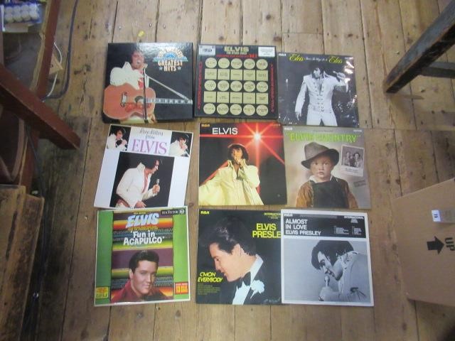 LARGE BOX OF ELVIS PRESLEY LP RECORDS Image
