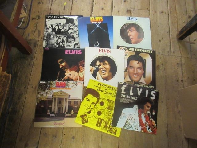 LARGE BOX OF ELVIS PRESLEY LP RECORDS Image