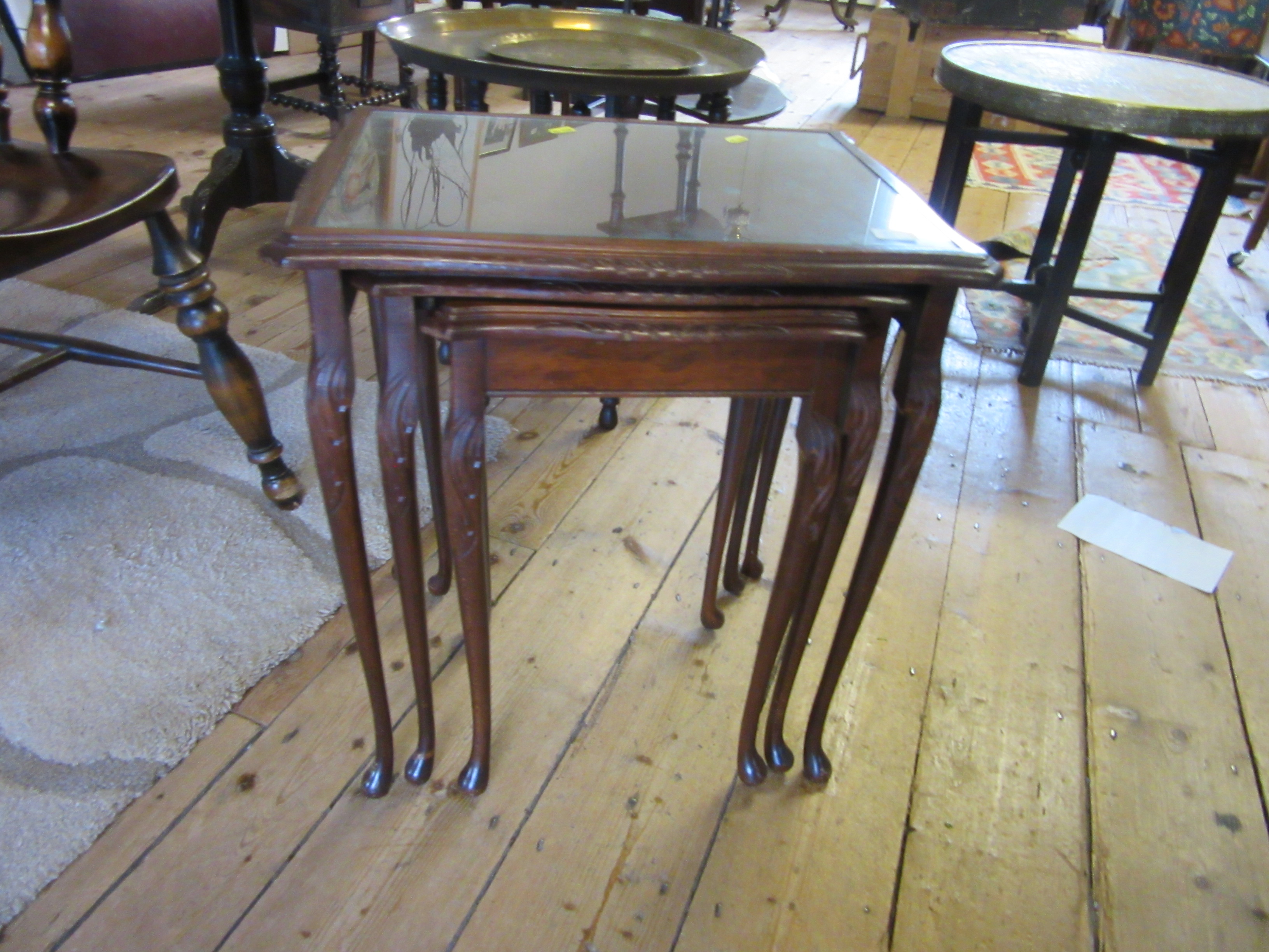 NEST OF TABLES Image