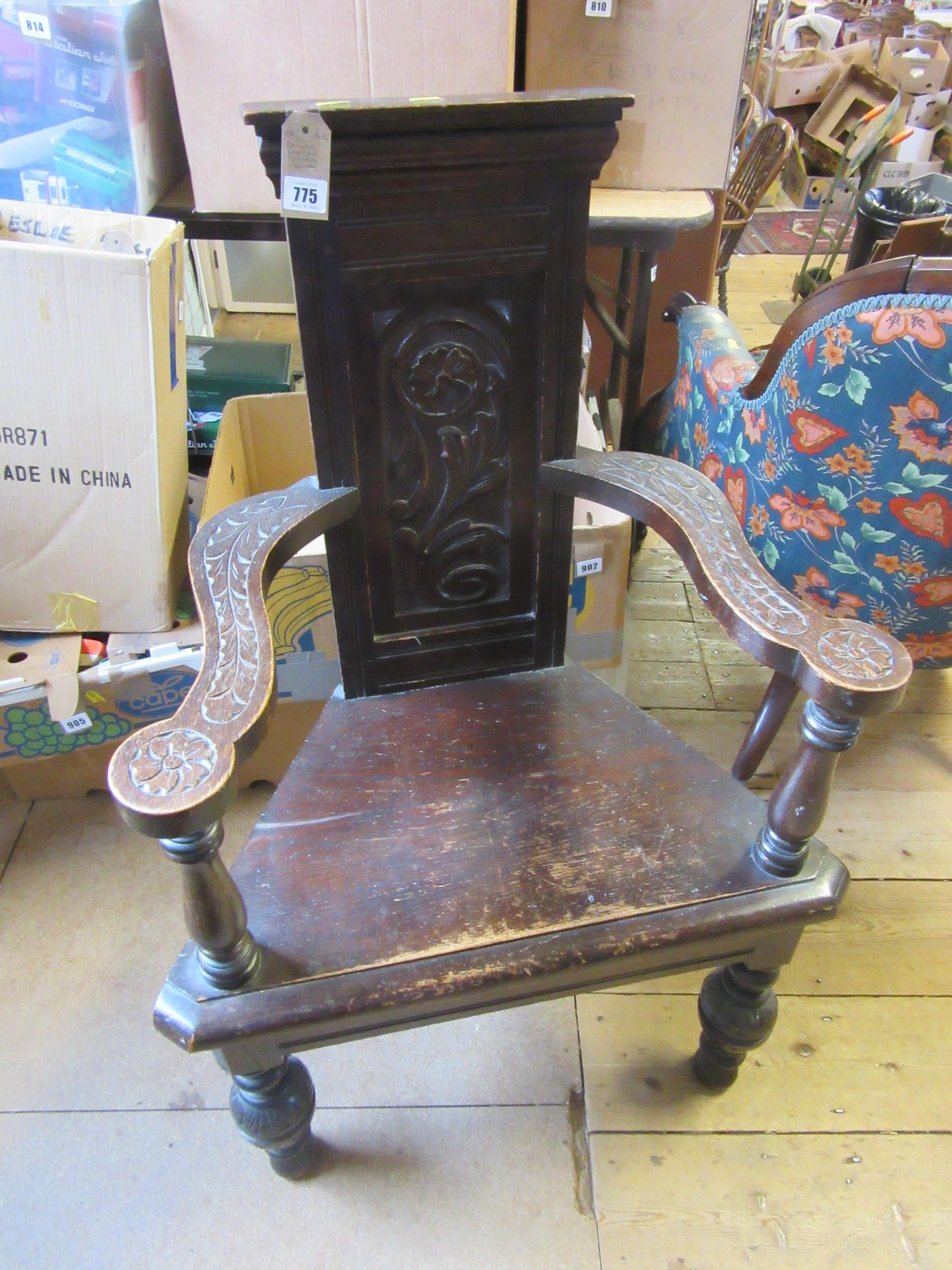 CARVED WOODEN CORNER CHAIR Image