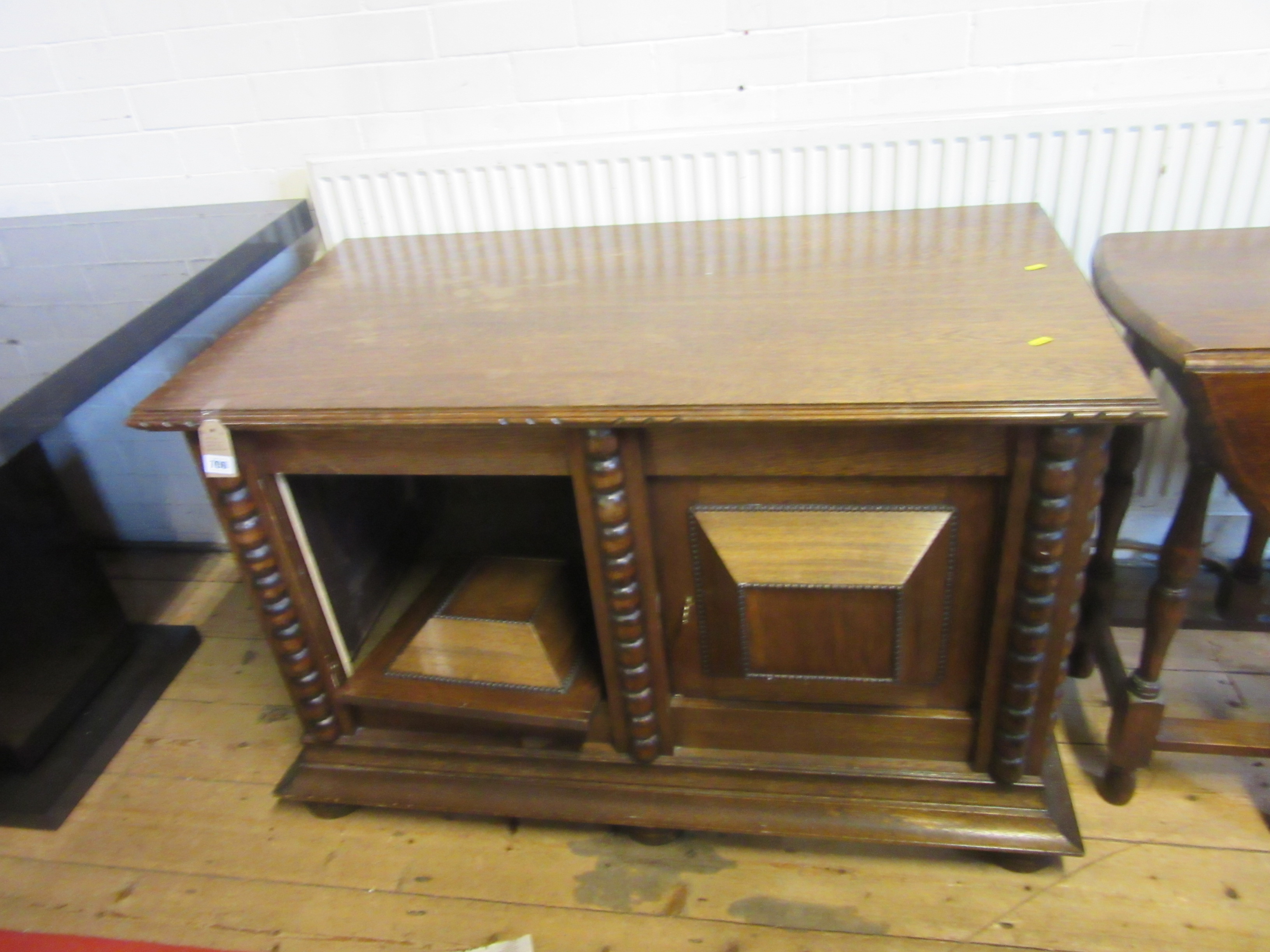 LARGE WOODEN UNIT/SIDEBOARD Image
