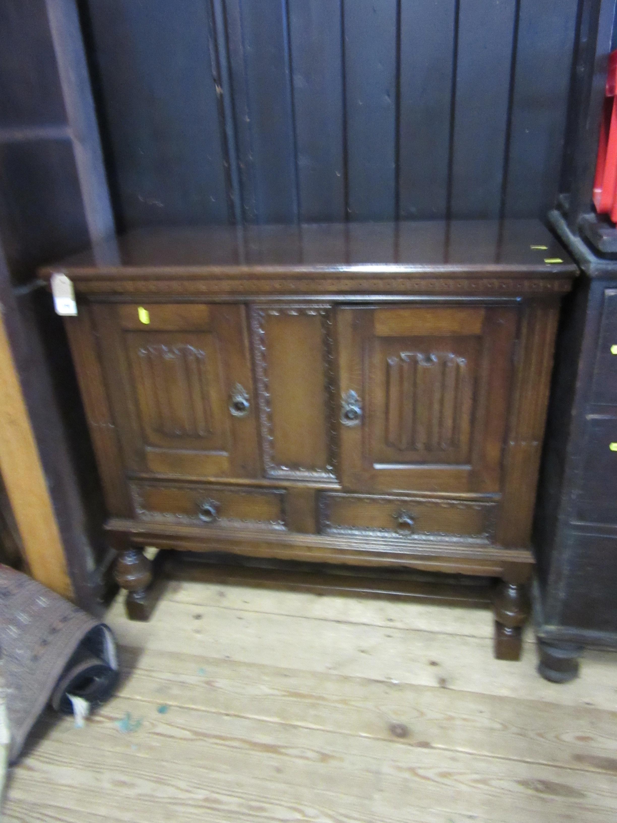 WOOD SIDEBOARD Image