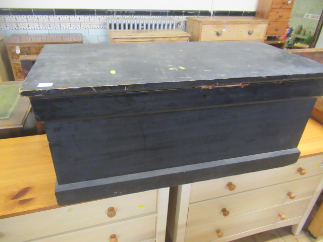 PAINTED TOOL CHEST Image