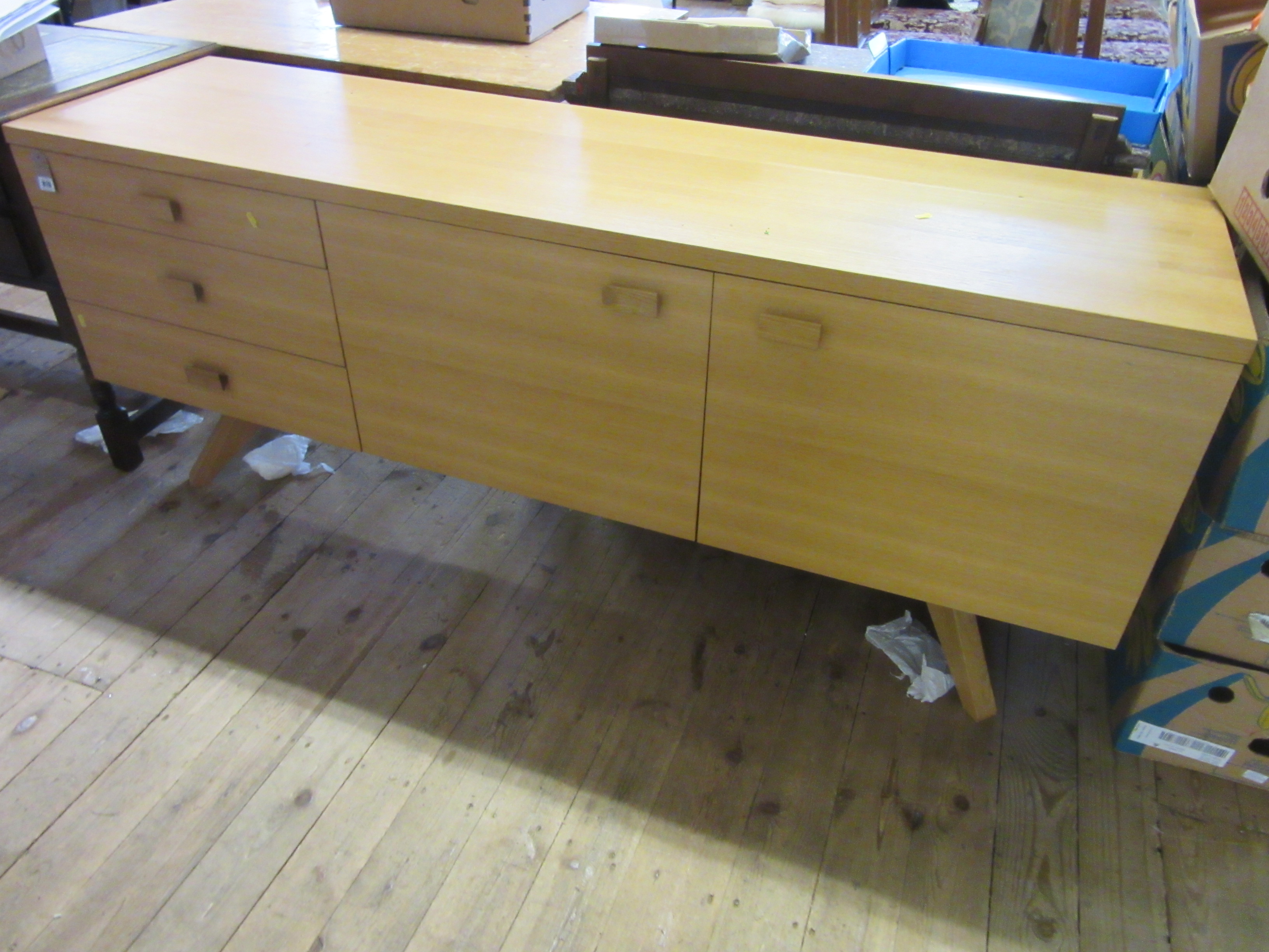 CASE MATTHEW HILTON LIGHT OAK CROSS SIDEBOARD Image