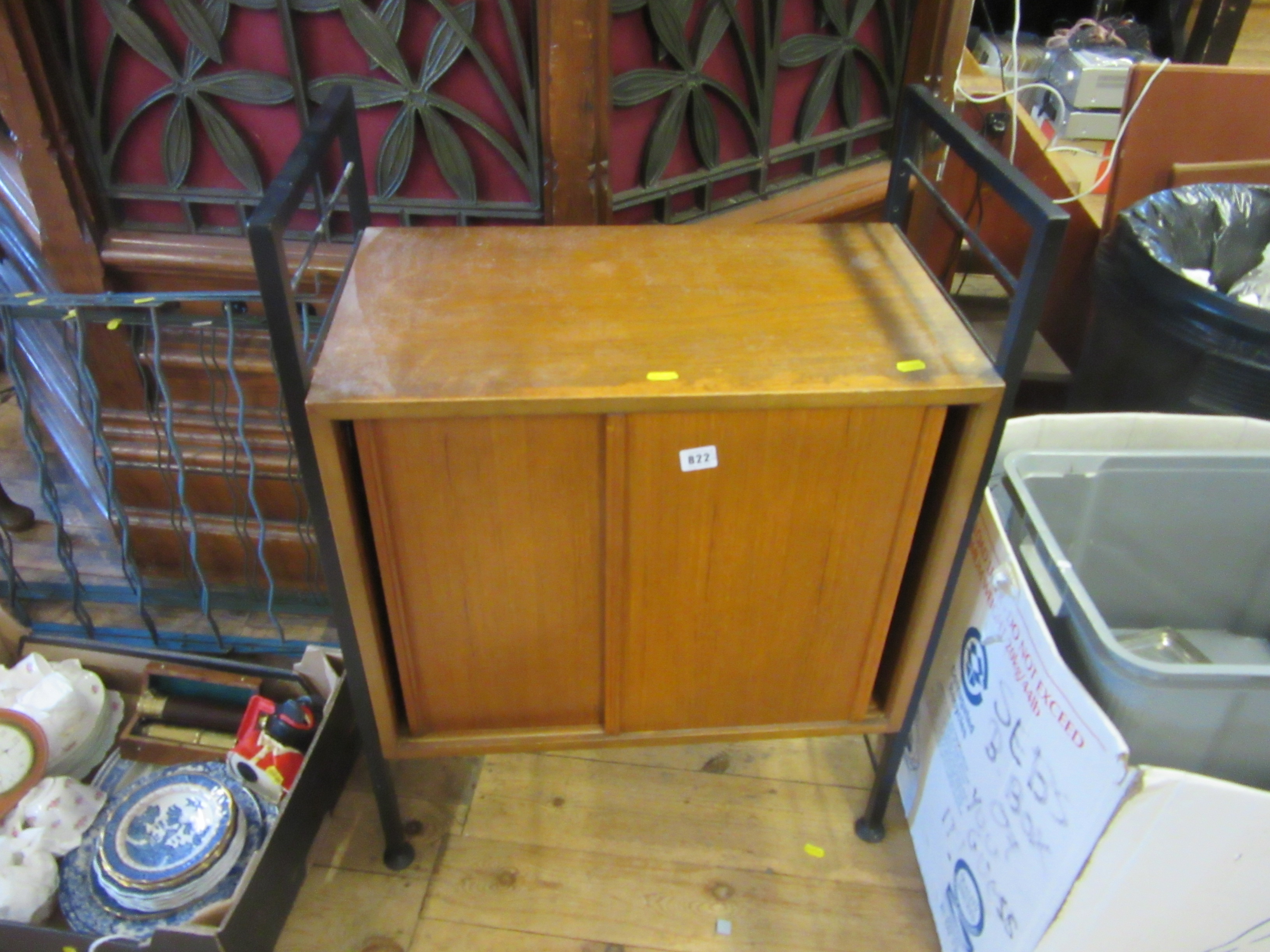 LADDERAX RETRO CUPBOARD Image