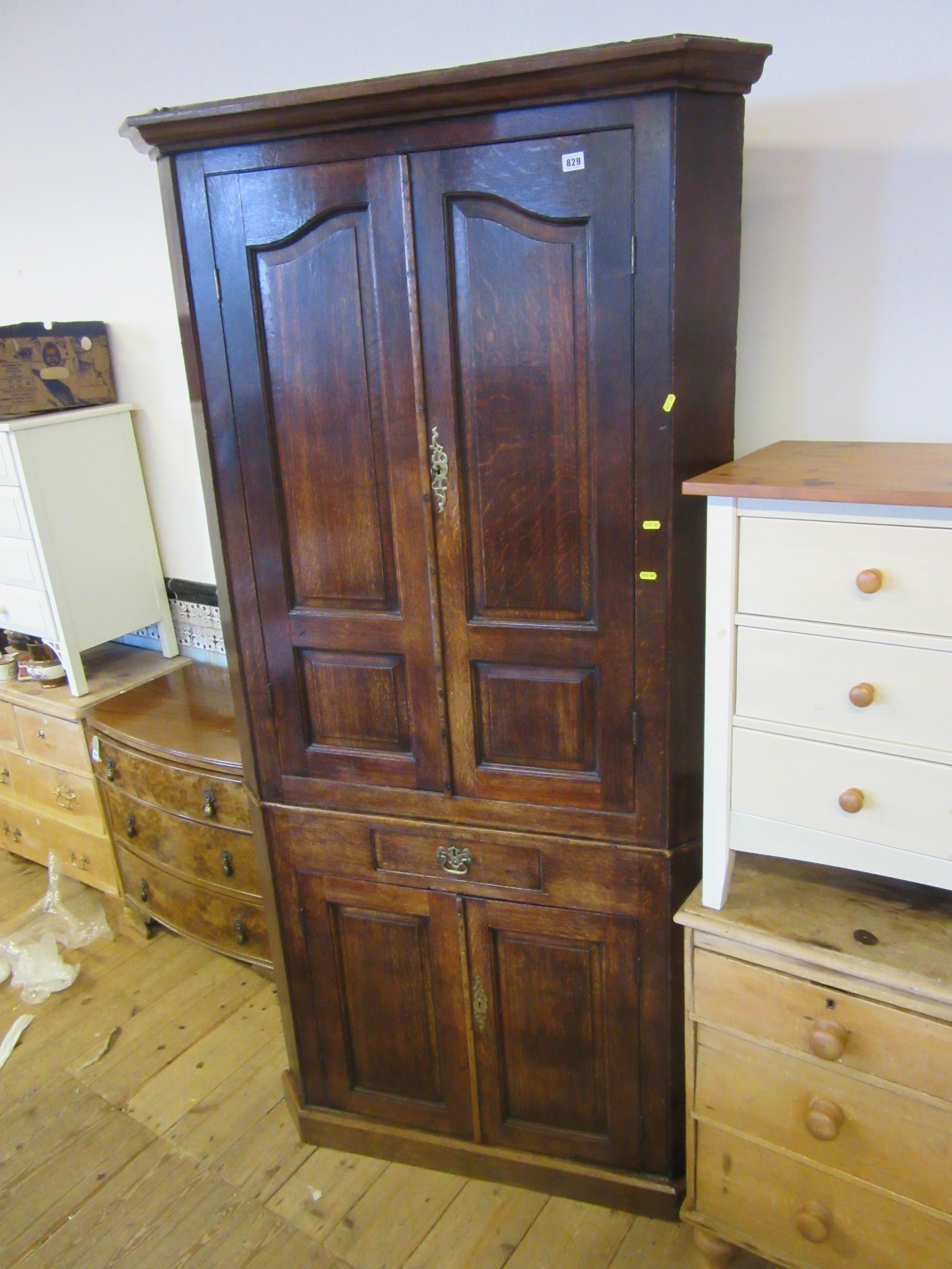 ANTIQUE OAK STANDING CORNER CUPBOARD Image
