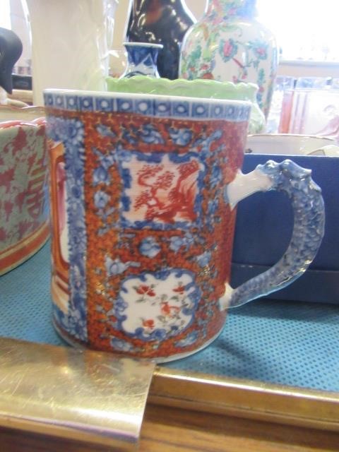 TRAY OF CERAMICS INCLUDING MEISSEN, SPODE AND ORIENTAL ITEMS Image