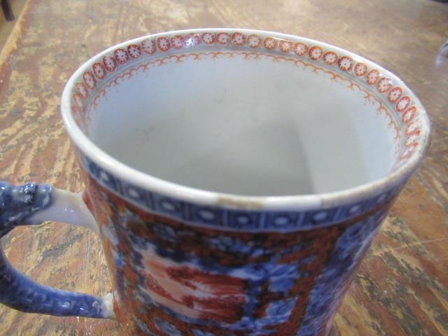 TRAY OF CERAMICS INCLUDING MEISSEN, SPODE AND ORIENTAL ITEMS Image