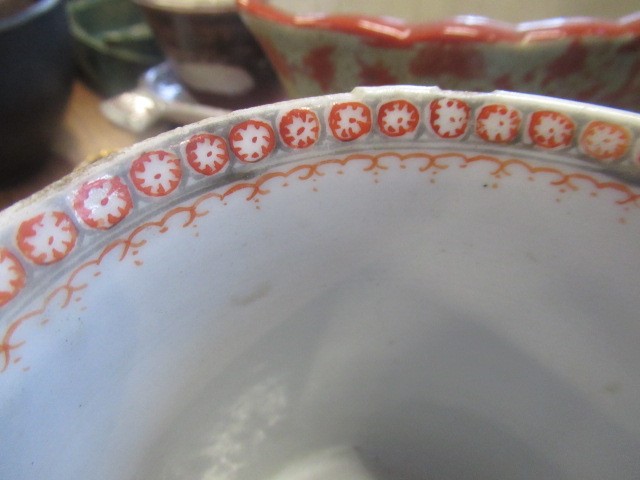 TRAY OF CERAMICS INCLUDING MEISSEN, SPODE AND ORIENTAL ITEMS Image