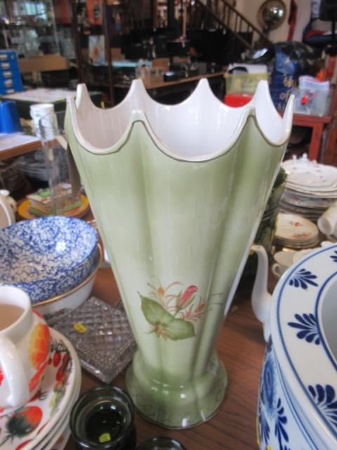 GREEN CERAMIC STICK STAND Image