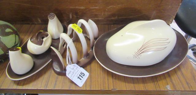 COLLECTION OF CARLTONWARE CERAMICS Image