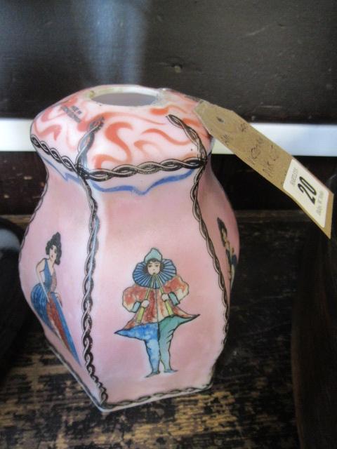 ART DECO PINK LIGHT SHADE Image