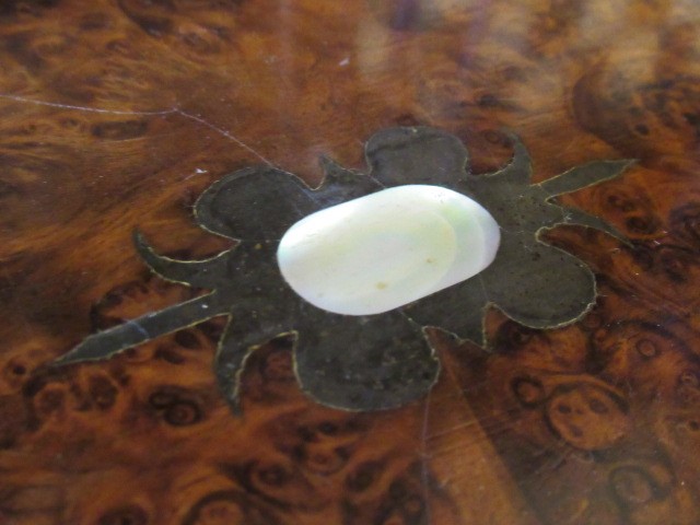 BURR WALNUT WRITING SLOPE Image