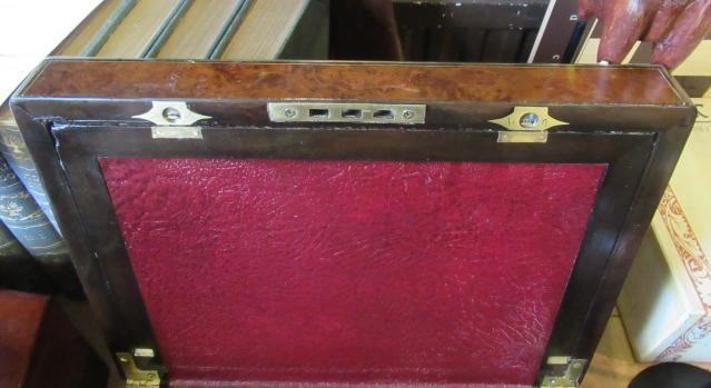 BURR WALNUT WRITING SLOPE Image