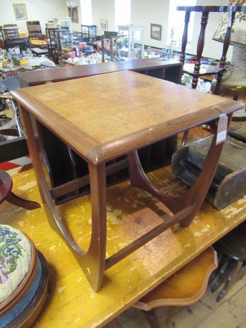 G PLAN SIDE TABLE Image