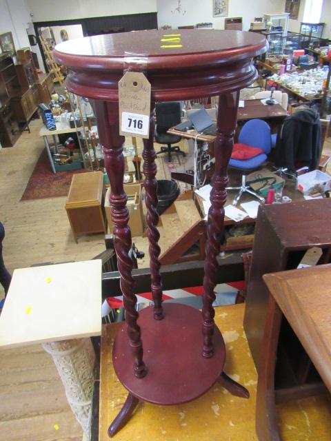 WOODEN PLANT STAND Image