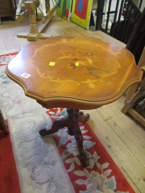 SMALL INLAID PEDESTAL TABLE Image