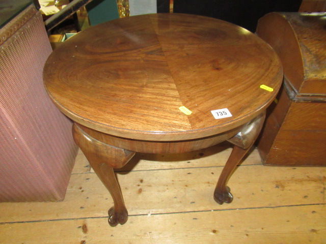 SMALL CIRCULAR TABLE Image