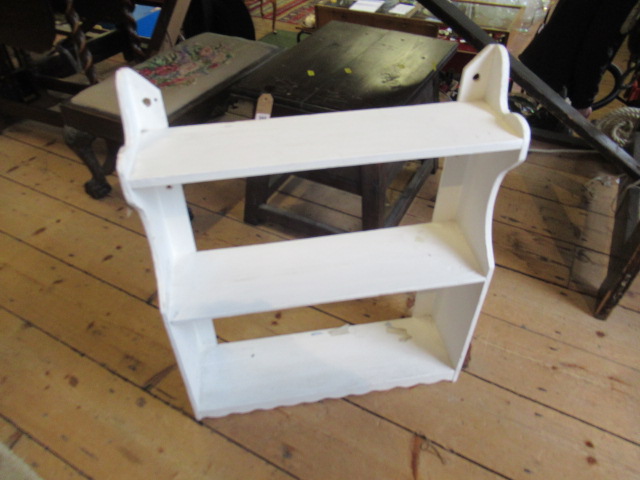 PAINTED SHELVING UNIT Image