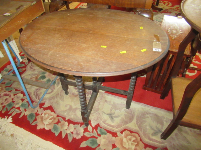 BARLEY TWIST FOLDING OCCASIONAL TABLE Image