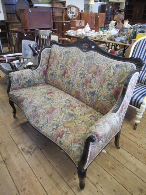 TWO SEATER SALON CHAIR Image