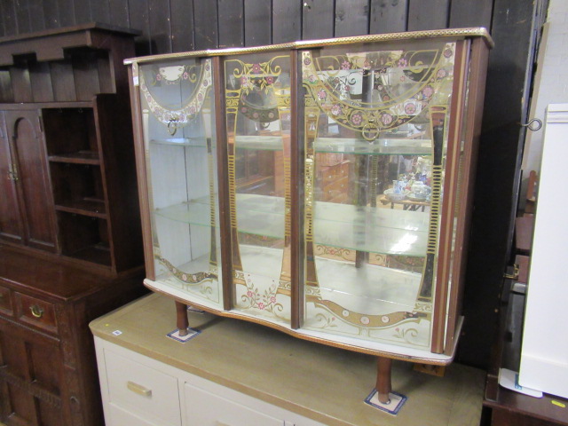 RETRO GLAZED DISPLAY CABINET Image