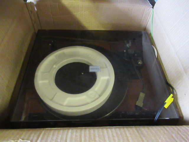 GARRARD TURNTABLE BOXED Image