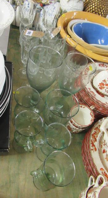 QUANTITY OF GLASS Image