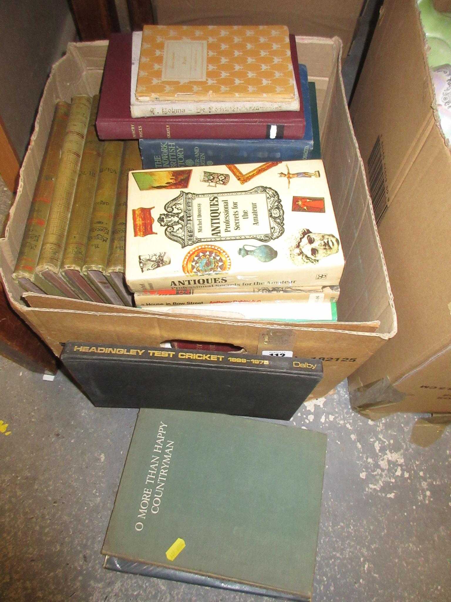 BOX OF VINTAGE HARDBACK BOOKS Image