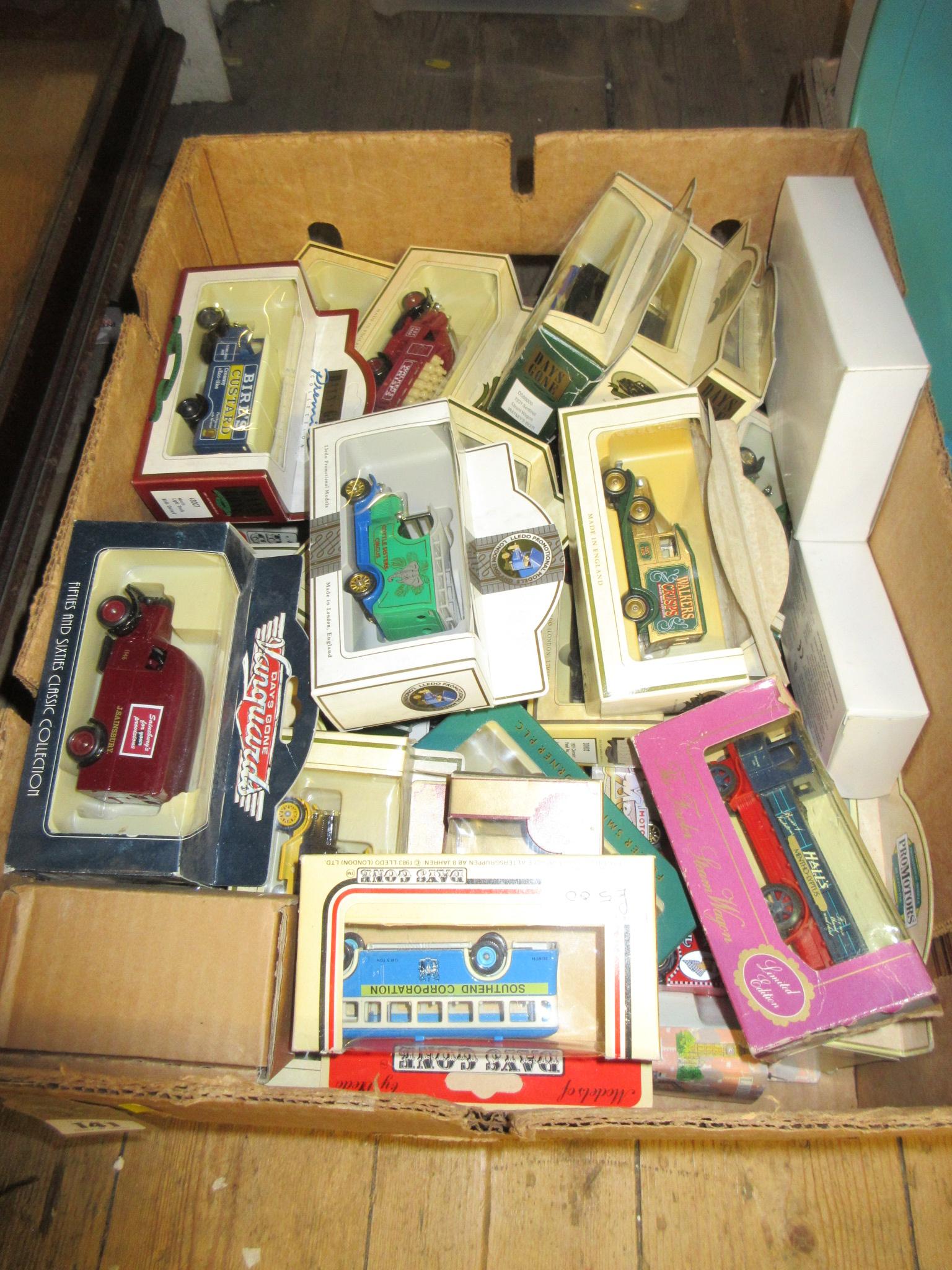 BOX OF DIECAST CARS Image
