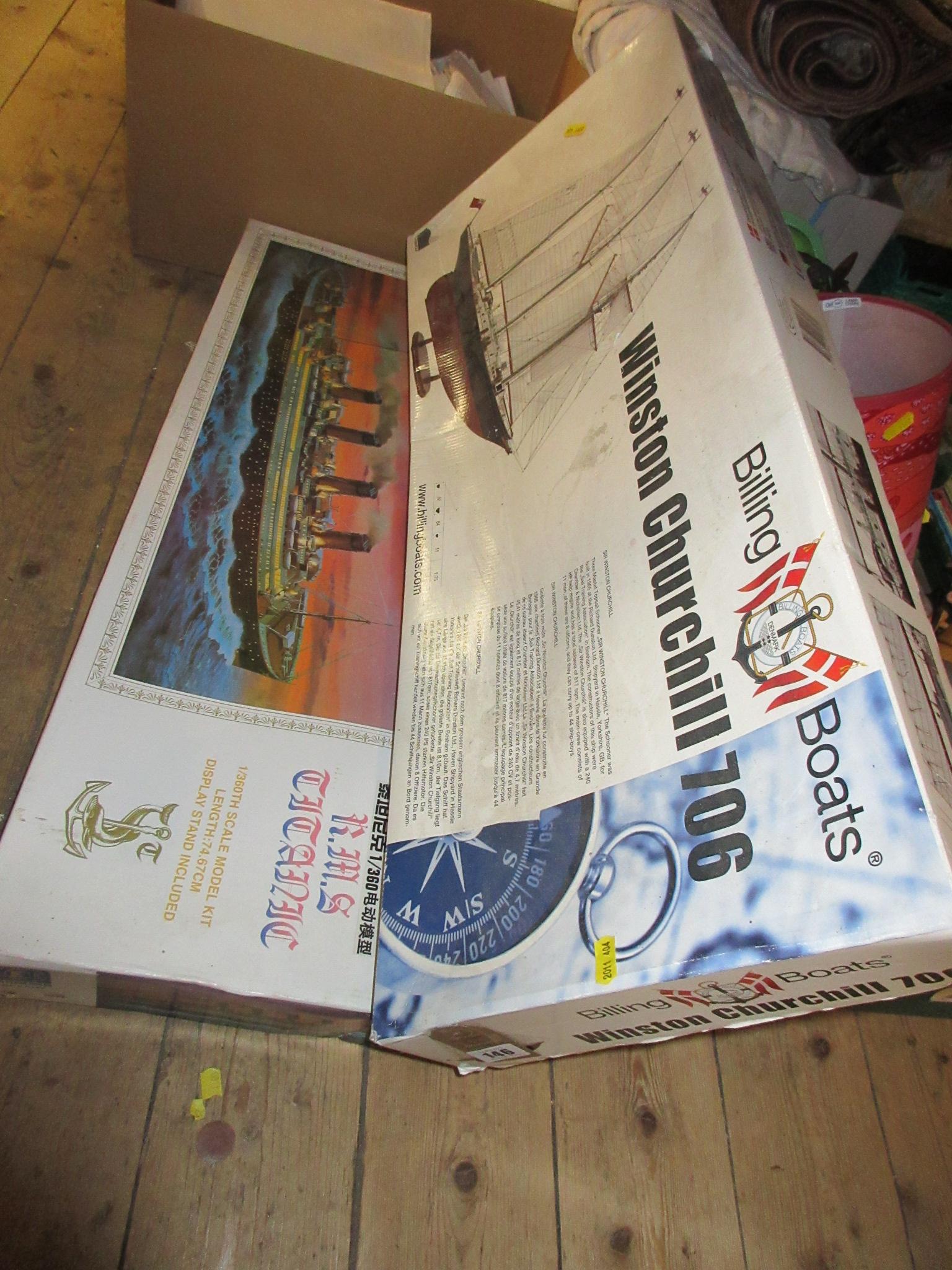 TWO BOAT MODELS Image