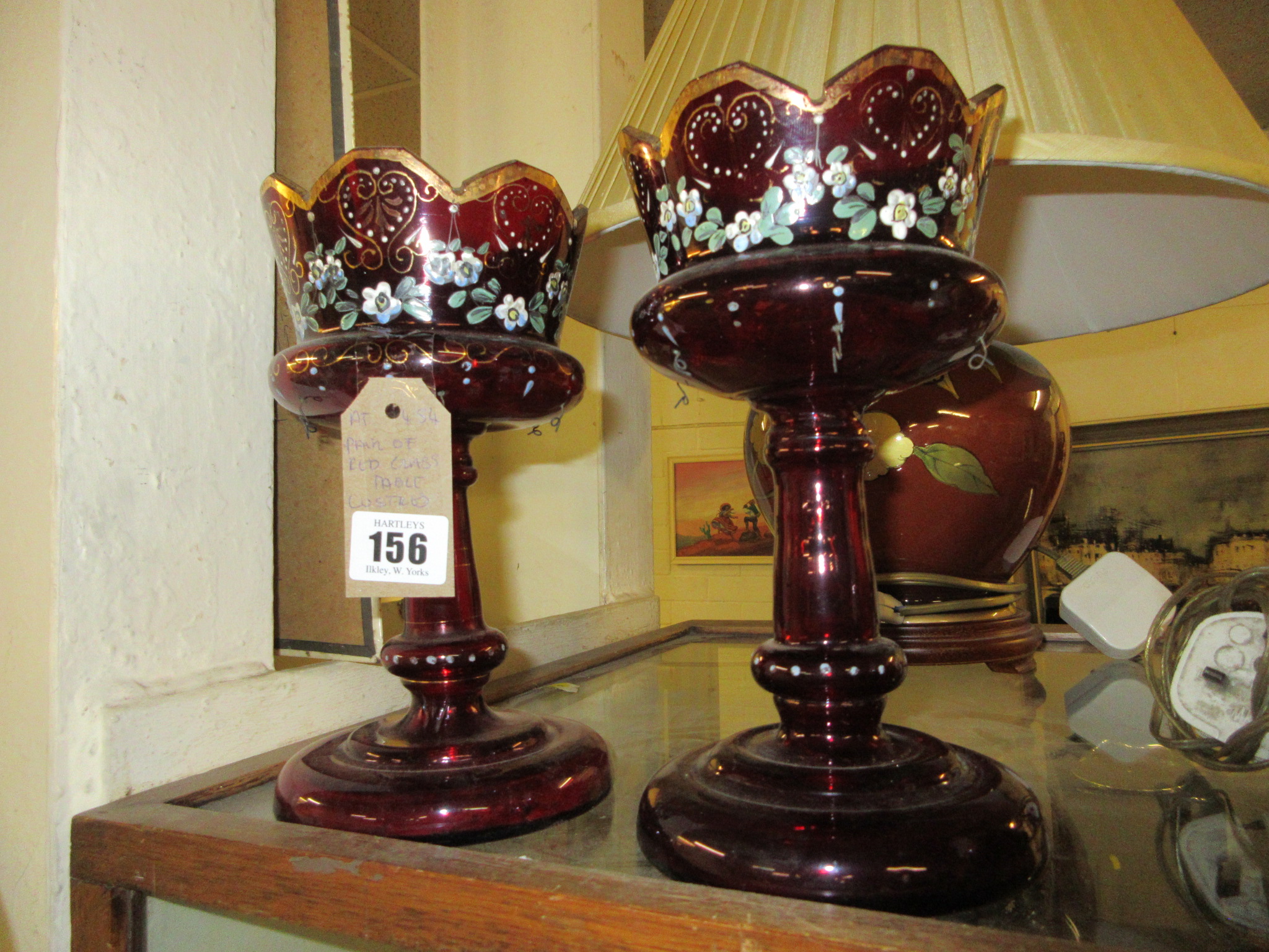 PAIR OF RED GLASS TABLE LUSTRES Image