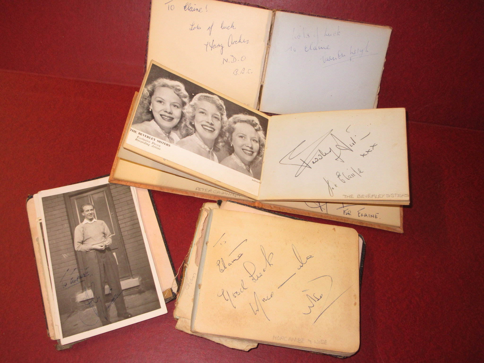 AUTOGRAPH COLLECTION INCLUDING LAURENCE OLIVIER AND VIVIEN LEIGH Image