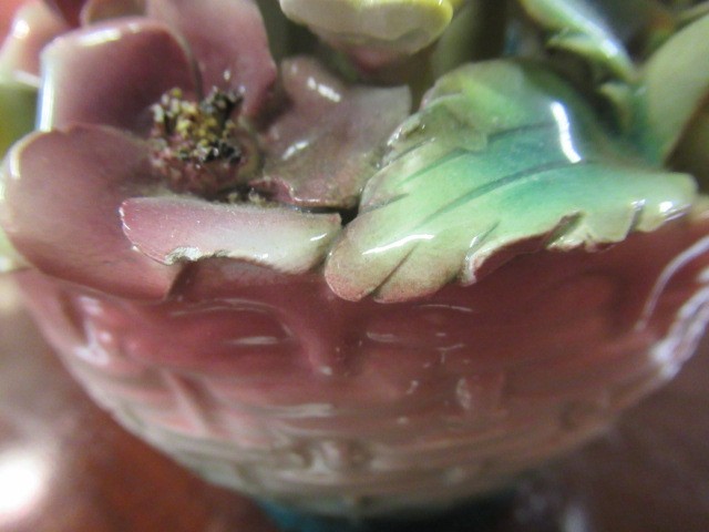 LADY AND GENTLEMAN CHINA FIGURES AND TWO POT FLOWER ORNAMENTS Image