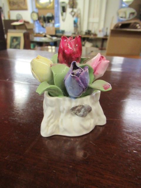 LADY AND GENTLEMAN CHINA FIGURES AND TWO POT FLOWER ORNAMENTS Image