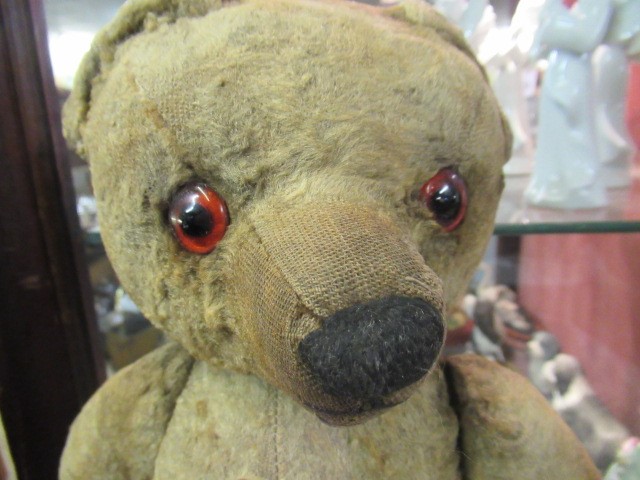 TWO VINTAGE TEDDY BEARS Image