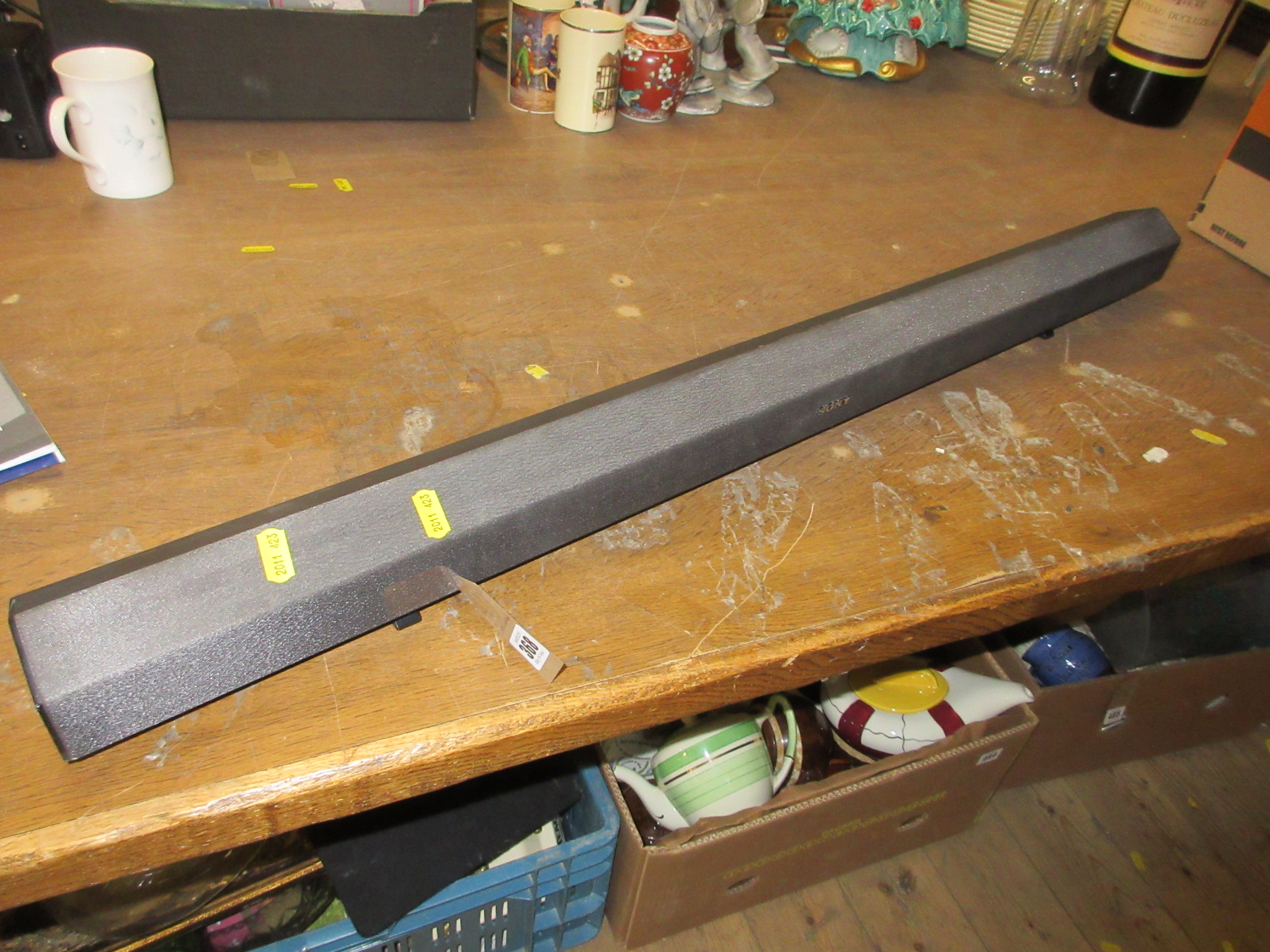 SONY SOUND BAR AND SUB WOOFER Image