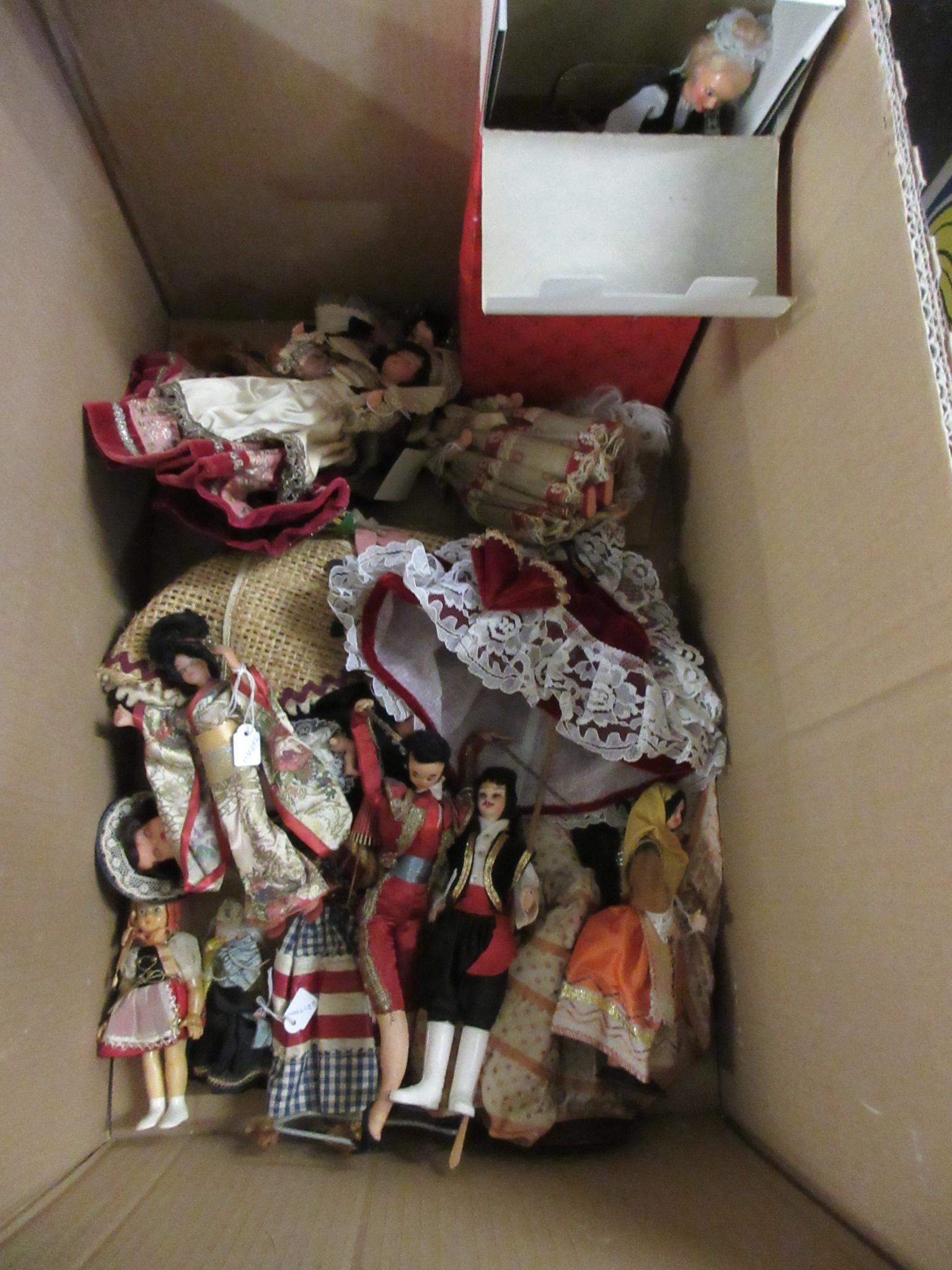 BOX OF 1960S AND 70S COSTUME DOLLS Image