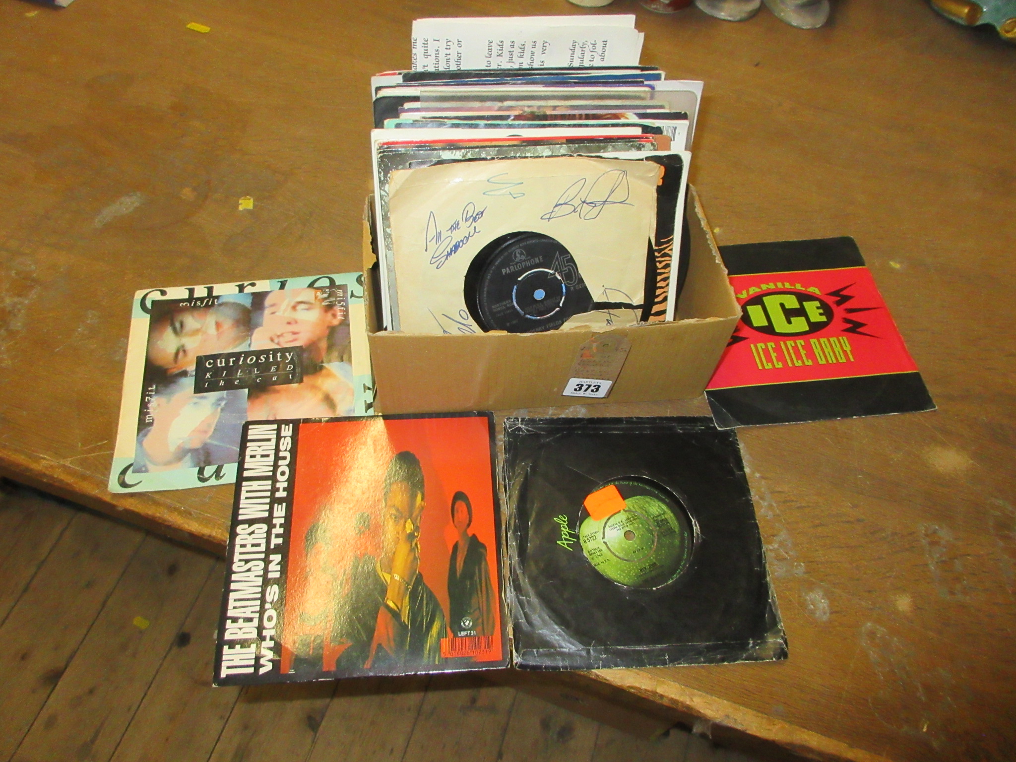 BOX OF 45RPM RECORDS INCLUDING BEATLES, ELVIS AND MADONNA Image