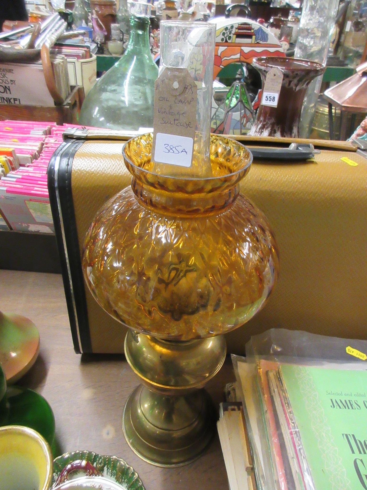 OIL LAMP AND VINTAGE VINTAGE SUITCASE Image