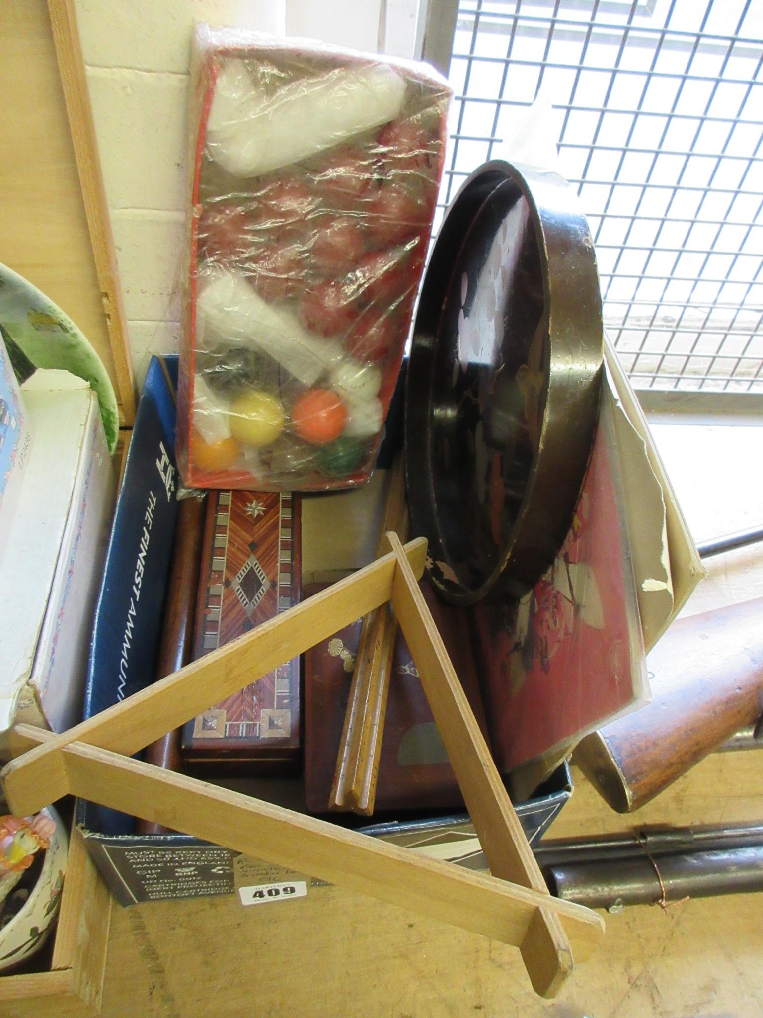 BOX OF MINIATURE SNOOKER BALLS ETC Image