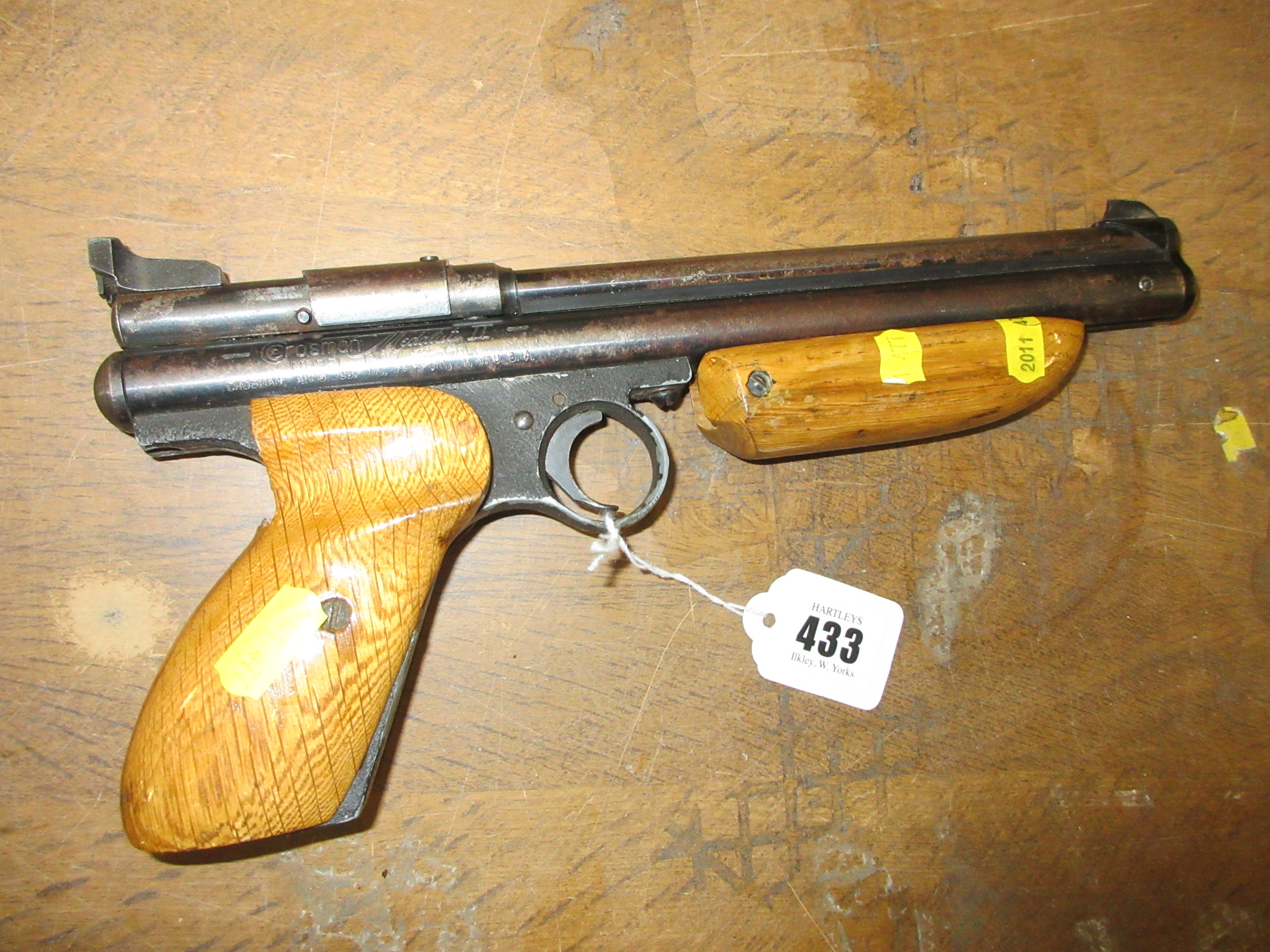 CROSMAN AIR PISTOL Image